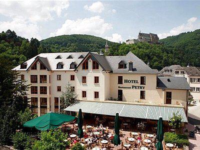 Logis Hotel-restaurant Petry Hotel 3*
