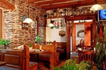 Hotel Logis Hotel-restaurant Petry