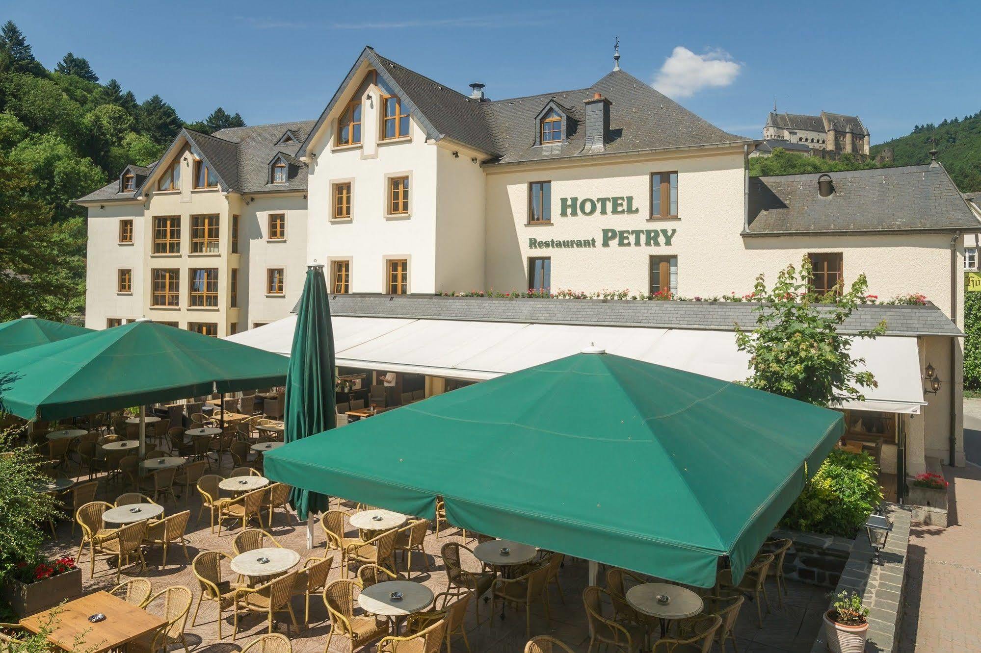 Logis Hotel-restaurant Petry 3*